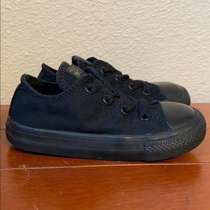Converse ‘Chuck Taylor’s’ black size 7C